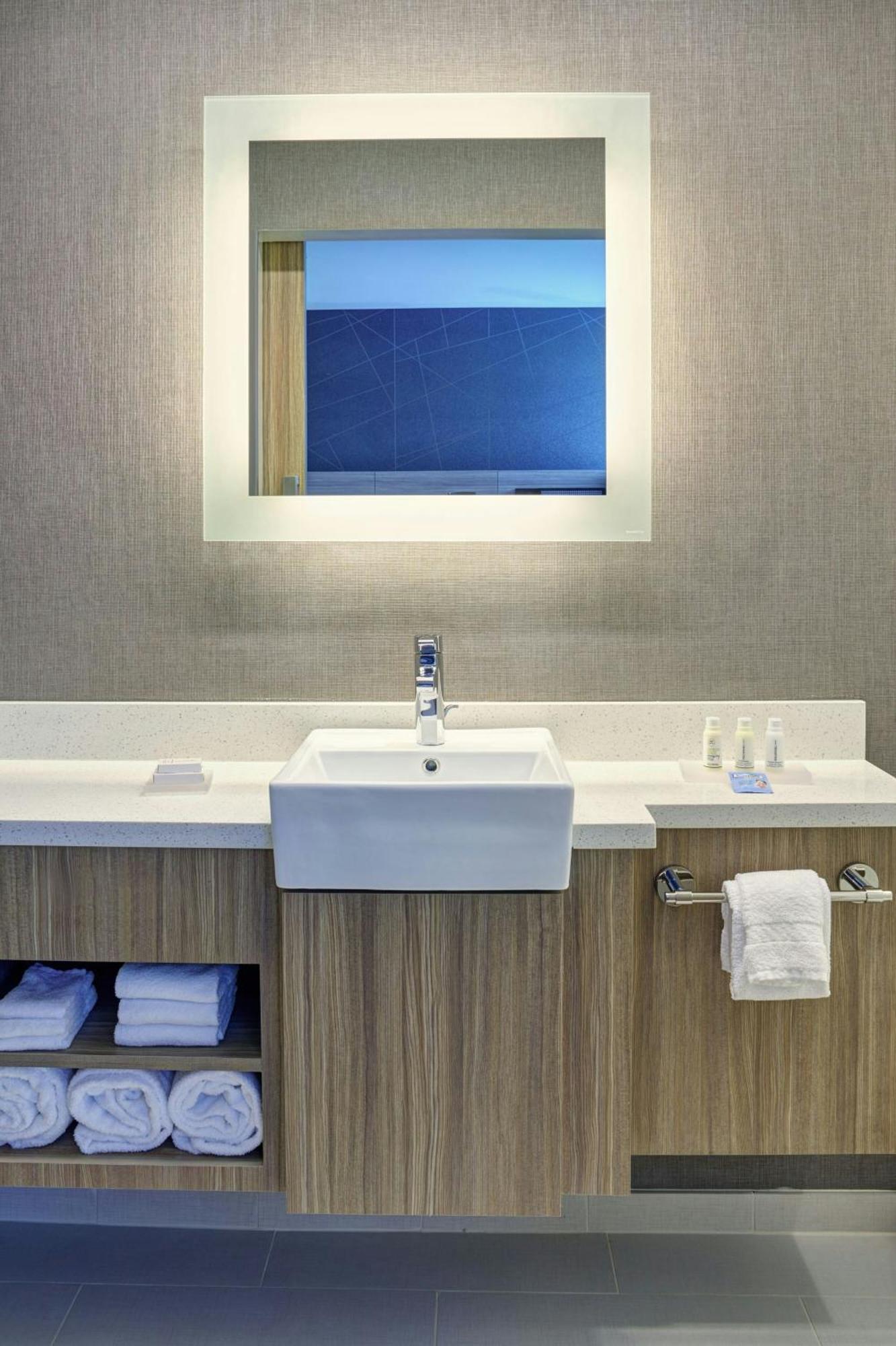 Springhill Suites By Marriott Grand Rapids West Grandville Eksteriør bilde